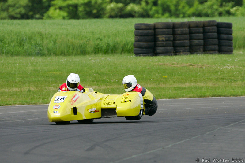 Castle Combe Sidecar Racing Yellow T2E1178
