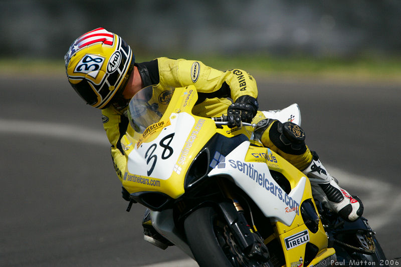 Castle Combe Superbikes Yellow Rider Looking Back Behind T2E0100
