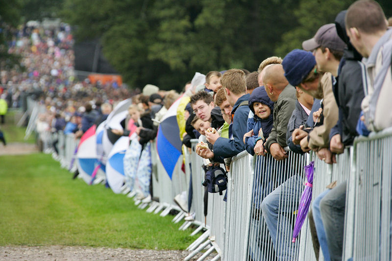 Red Bull Air Race Masses Of People A8V3078