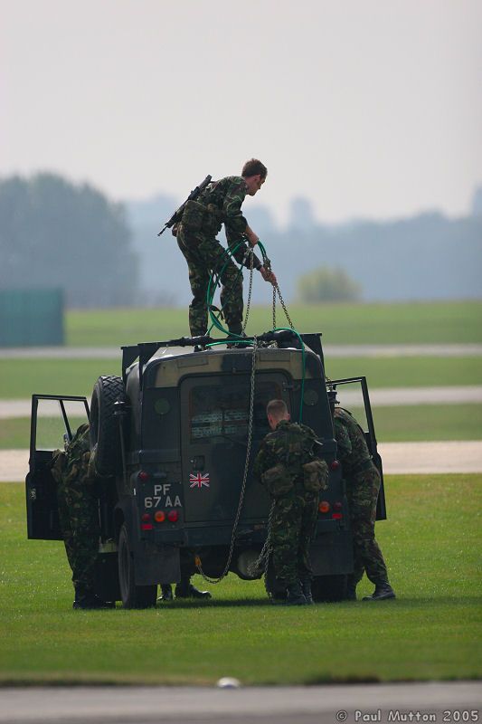 Royal Marines Preparing Airdrop Landrover IMG 9321