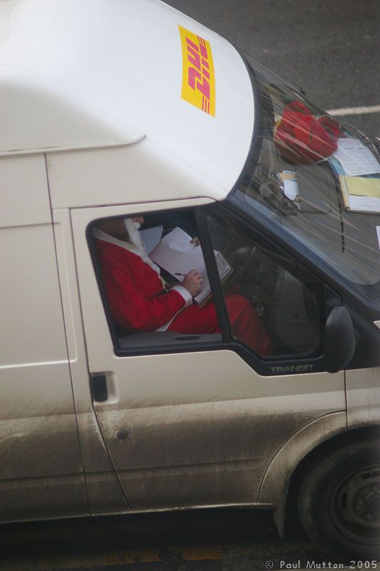 Santa Driving a DHL Van IMG 1658