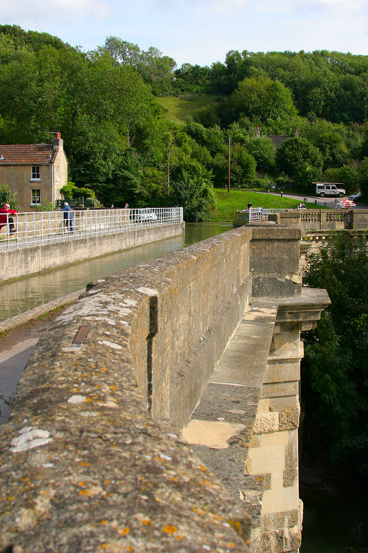 Avoncliff Aqueduct Canal Bridge IMG 2618